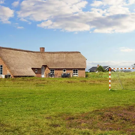 4 Star In Ringkobing Hébergement de vacances Søndervig